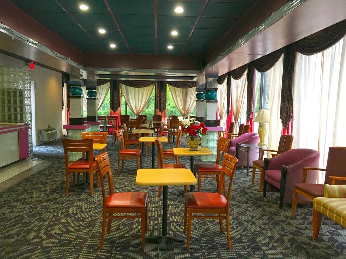 Budgetel Inn And Suites Birmingham Extérieur photo